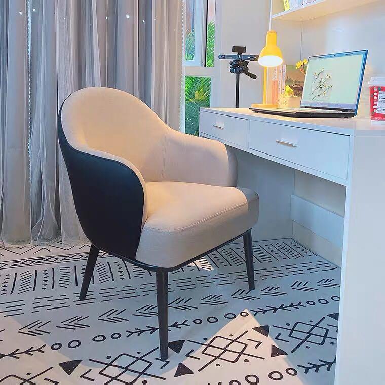 A&0379 家用電腦椅 辦公椅 椅子 凳子 寫字椅 學生椅 書房椅子